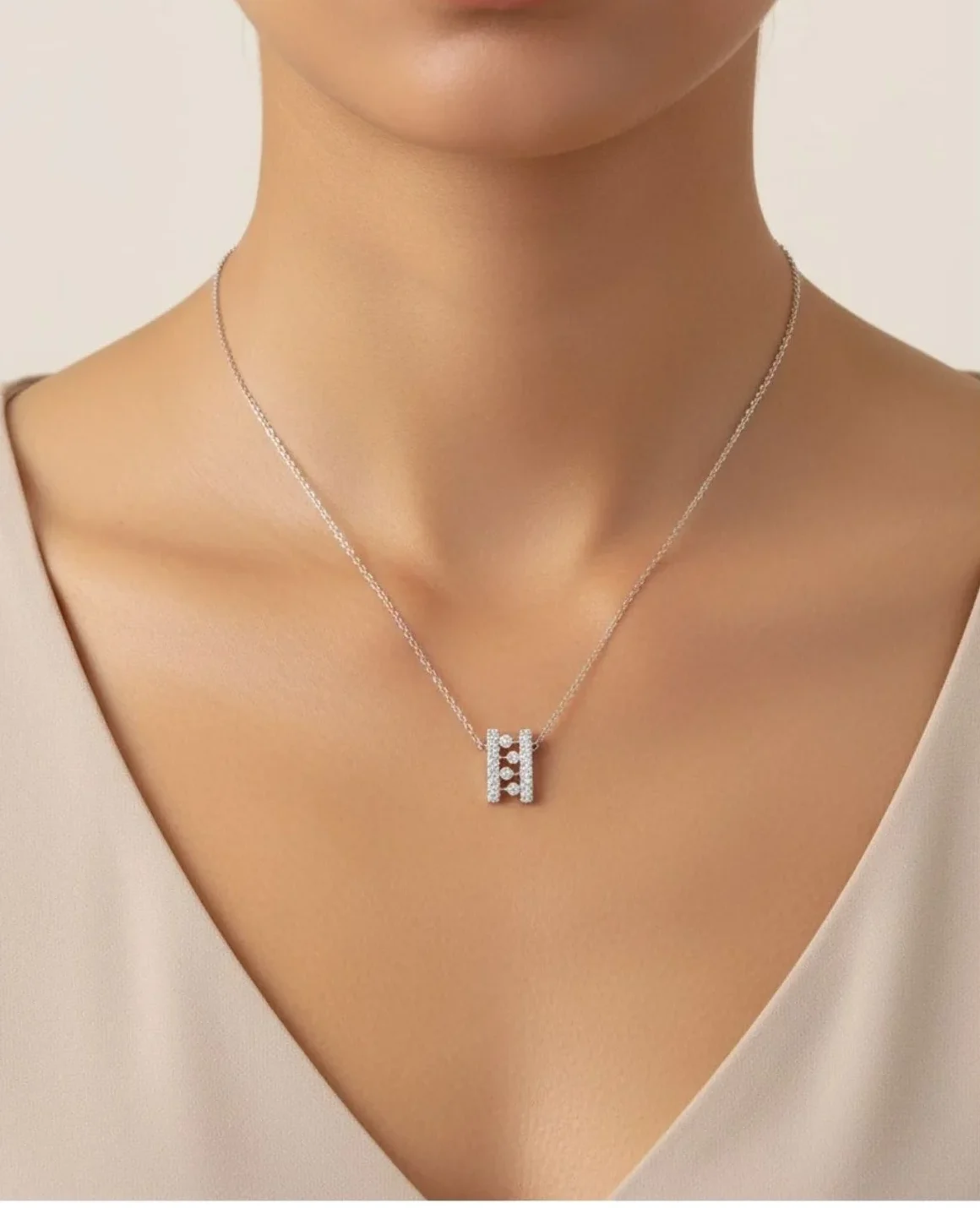 Womens diamond pendants